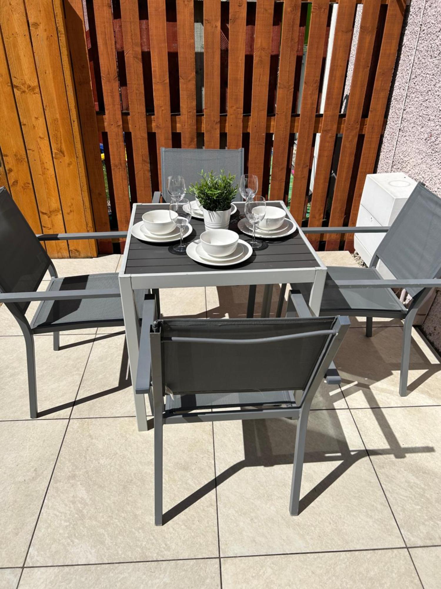 Corstorphine Townhouse: Spacious Near Murrayfield With Garden *